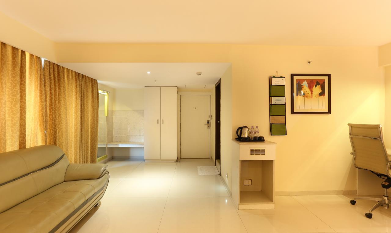 Treebo Tryst Metropolis Hyderabad Exterior photo